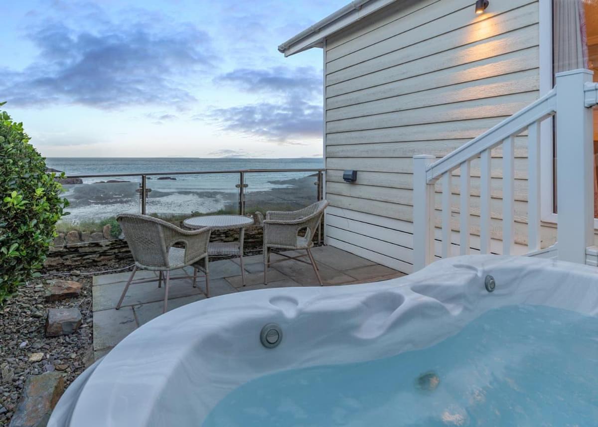 Cove Coastal Retreat Holiday park *