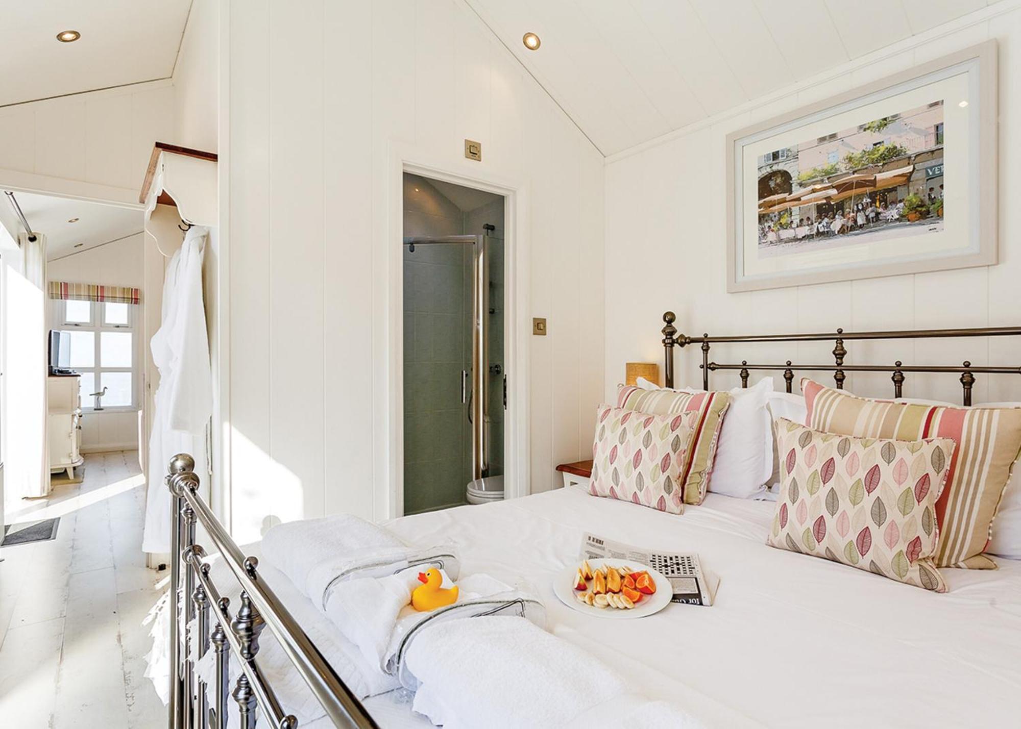 Cove Coastal Retreat